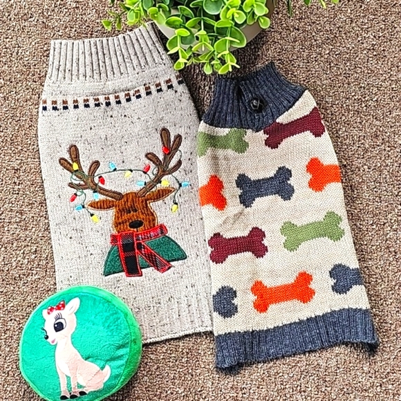 NWOT - {2} Dog Sweaters - Picture 2 of 12